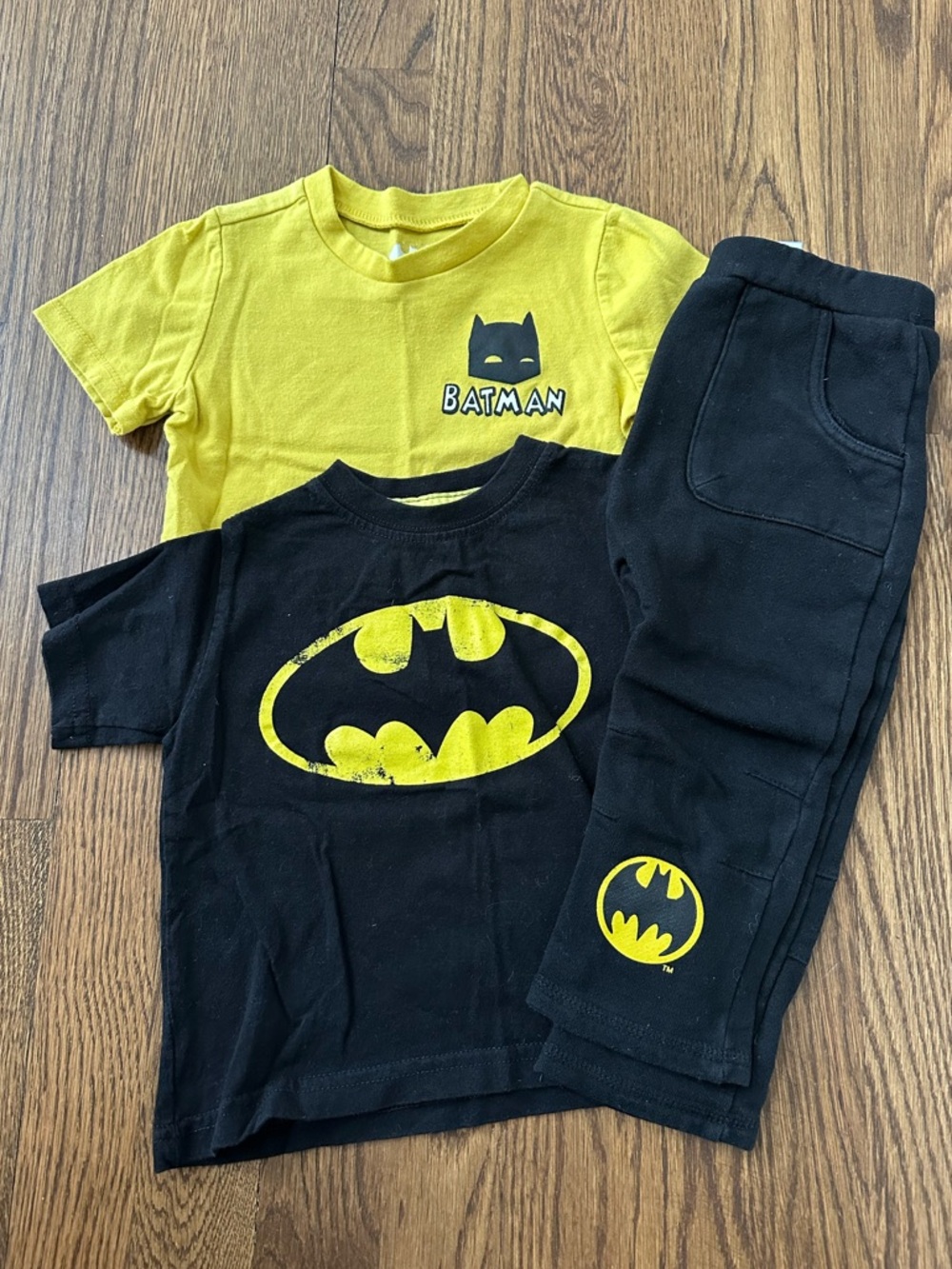 Batman Yellow and Black Toddler Bundle, size 18M